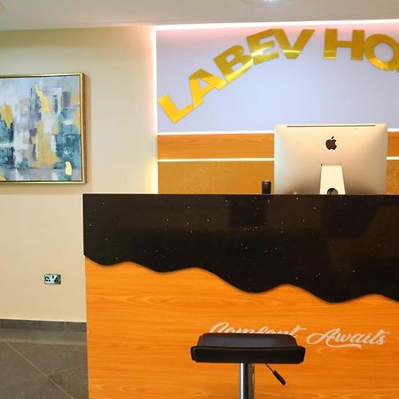 Labev Hotel クマシ エクステリア 写真