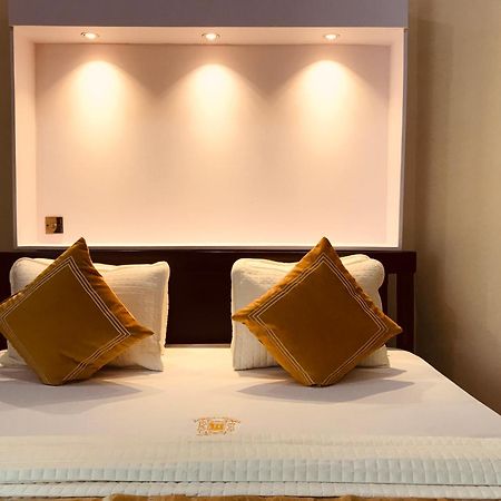 Labev Hotel クマシ エクステリア 写真